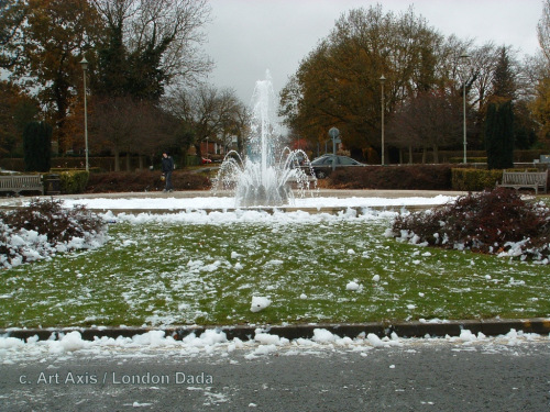 white christmas AA 2233473_fd4bd56290_l-001
